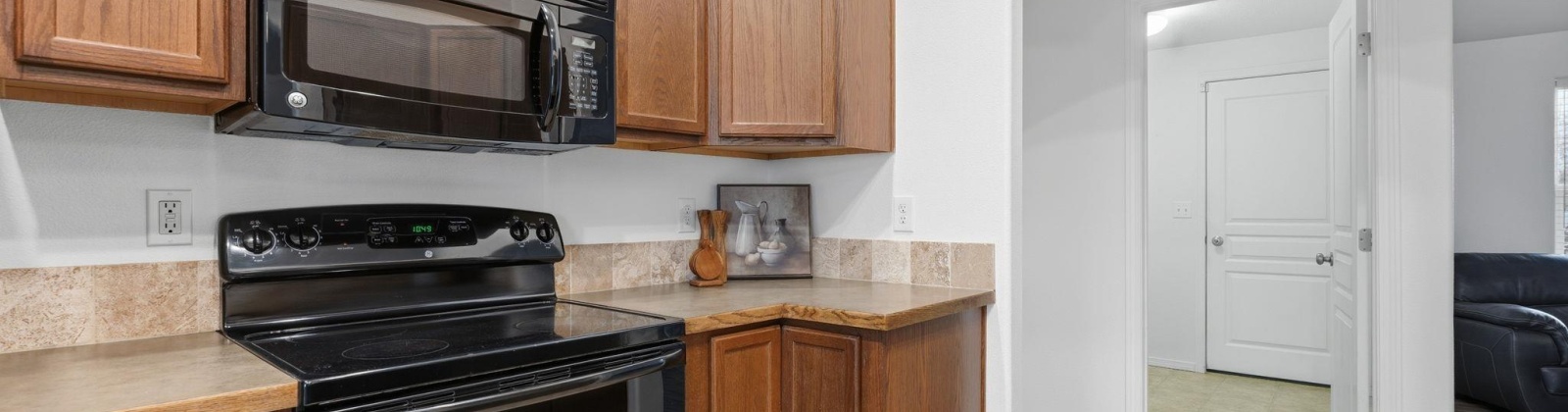 Maryhill Lane, Pasco, Washington 99301, 3 Bedrooms Bedrooms, 0 ,2 BathroomsBathrooms,Houses,For Sale,Maryhill Lane,0,289262