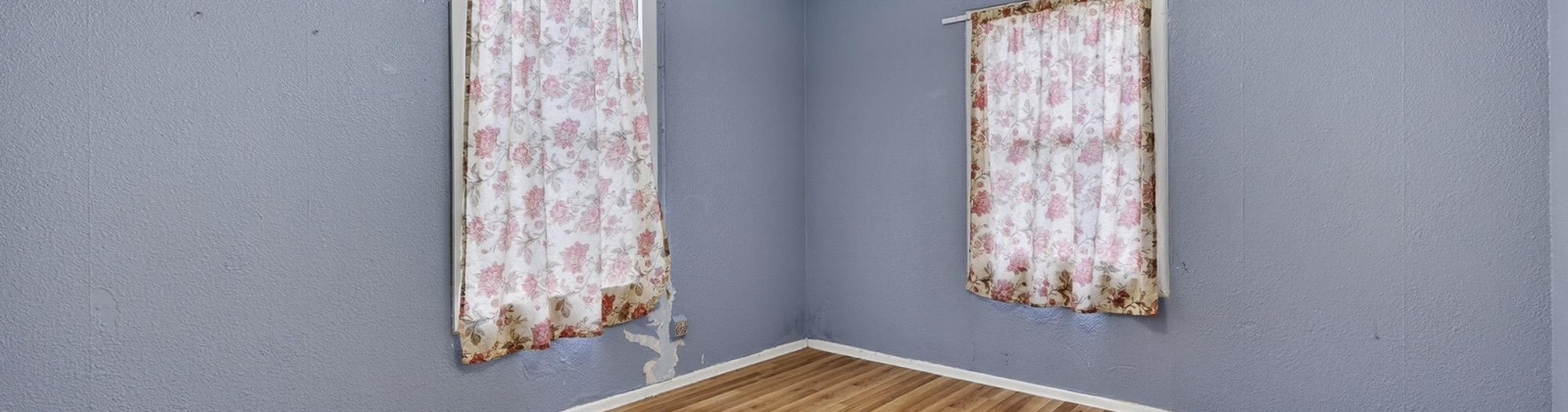 Yakima St, Pasco, Washington 99301, 2 Bedrooms Bedrooms, 0 ,5 BathroomsBathrooms,Houses,For Sale,Yakima St,0,289267