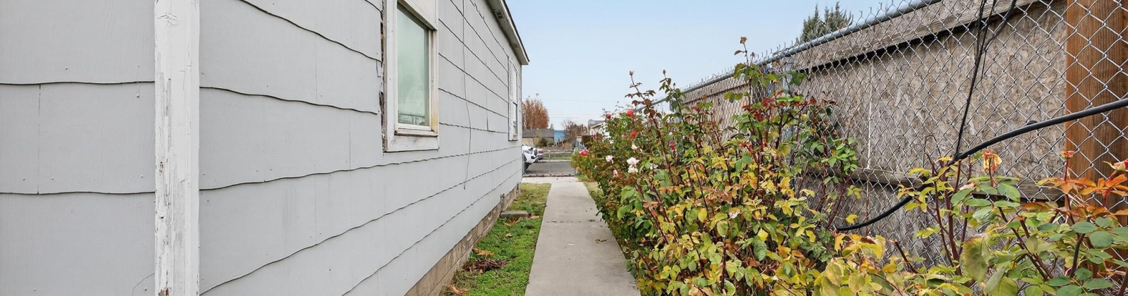 Yakima St, Pasco, Washington 99301, 2 Bedrooms Bedrooms, 0 ,5 BathroomsBathrooms,Houses,For Sale,Yakima St,0,289267