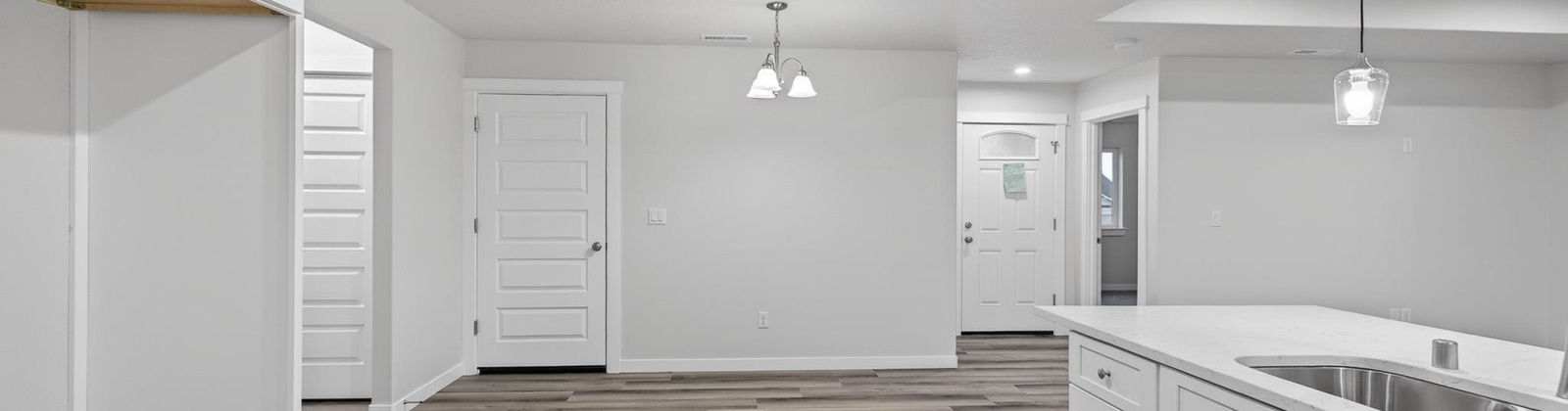 Eureka Ave, Pasco, Washington 99301, 4 Bedrooms Bedrooms, 0 ,2 BathroomsBathrooms,Houses,For Sale,Eureka Ave,0,289268