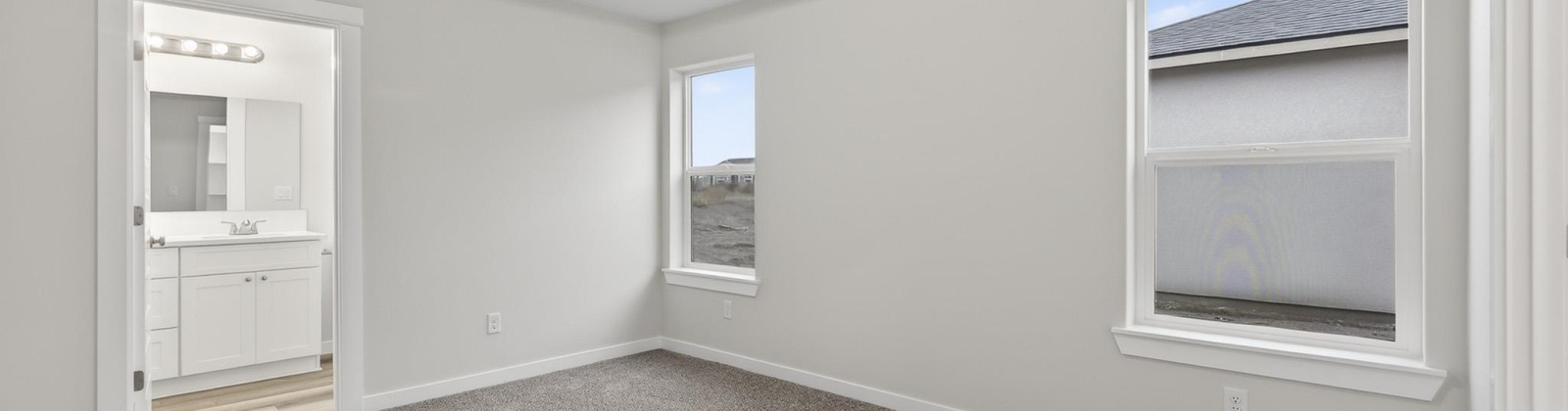 Eureka Ave, Pasco, Washington 99301, 4 Bedrooms Bedrooms, 0 ,2 BathroomsBathrooms,Houses,For Sale,Eureka Ave,0,289268