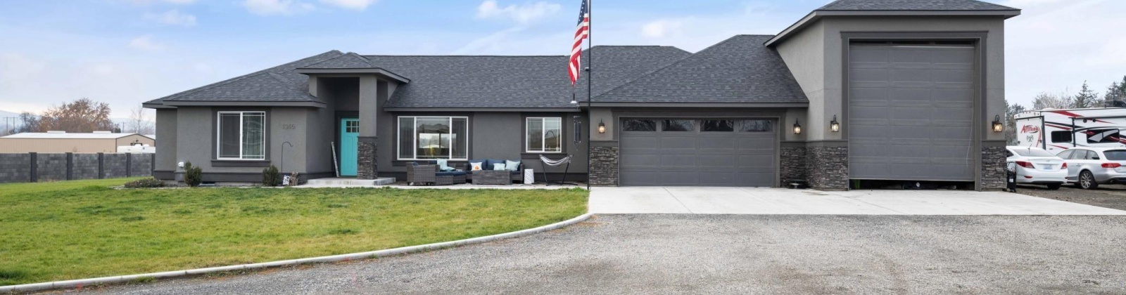 19th Ave, Kennewick, Washington 99337, 4 Bedrooms Bedrooms, 0 ,2 BathroomsBathrooms,Houses,For Sale,19th Ave,0,289264