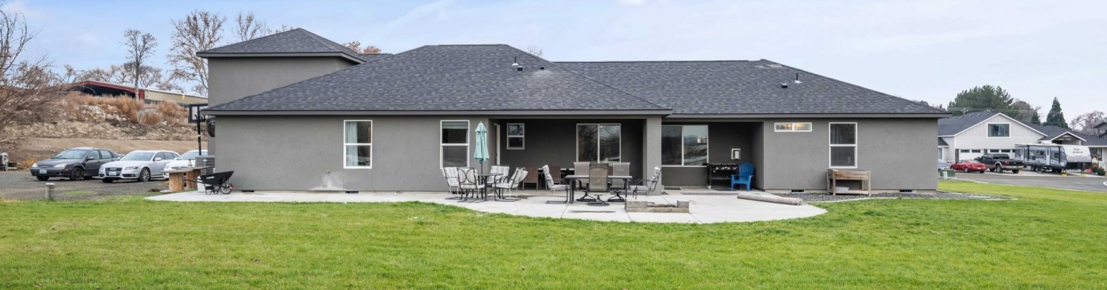 19th Ave, Kennewick, Washington 99337, 4 Bedrooms Bedrooms, 0 ,2 BathroomsBathrooms,Houses,For Sale,19th Ave,0,289264