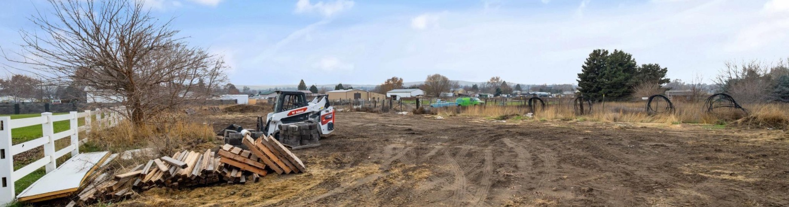 19th Ave, Kennewick, Washington 99337, 4 Bedrooms Bedrooms, 0 ,2 BathroomsBathrooms,Houses,For Sale,19th Ave,0,289264