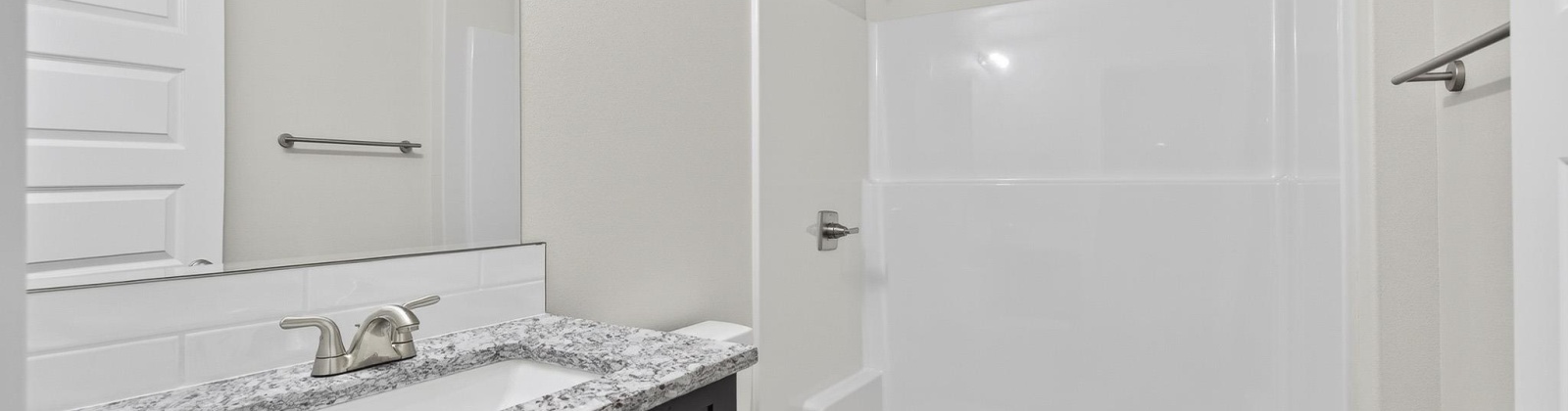 Eureka Ave, Pasco, Washington 99301, 3 Bedrooms Bedrooms, 0 ,2 BathroomsBathrooms,Houses,For Sale,Eureka Ave,0,289270