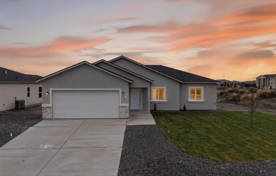 Eureka Ave, Pasco, Washington 99301, 3 Bedrooms Bedrooms, 0 ,2 BathroomsBathrooms,Houses,For Sale,Eureka Ave,0,289270