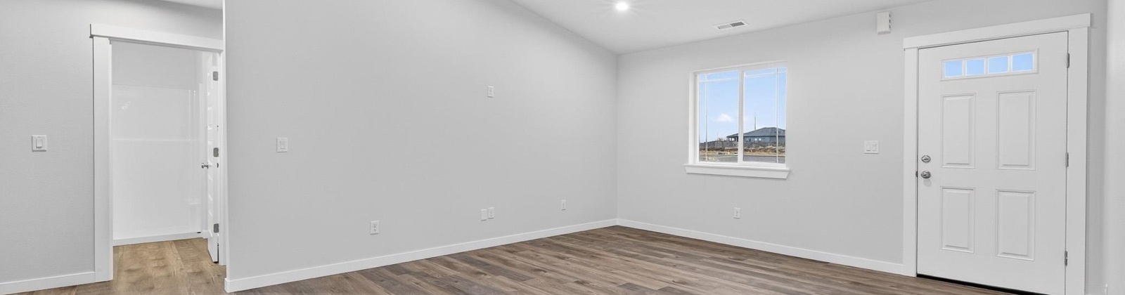 Eureka Ave, Pasco, Washington 99301, 3 Bedrooms Bedrooms, 0 ,2 BathroomsBathrooms,Houses,For Sale,Eureka Ave,0,289270