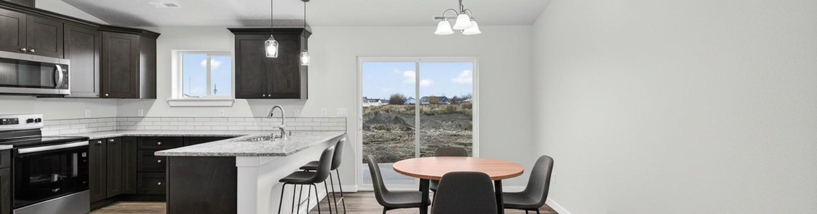 Eureka Ave, Pasco, Washington 99301, 3 Bedrooms Bedrooms, 0 ,2 BathroomsBathrooms,Houses,For Sale,Eureka Ave,0,289270