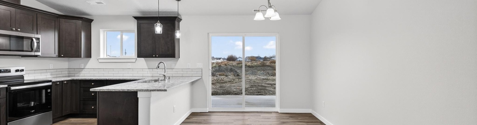 Eureka Ave, Pasco, Washington 99301, 3 Bedrooms Bedrooms, 0 ,2 BathroomsBathrooms,Houses,For Sale,Eureka Ave,0,289270