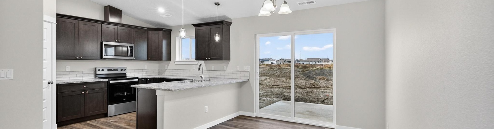 Eureka Ave, Pasco, Washington 99301, 3 Bedrooms Bedrooms, 0 ,2 BathroomsBathrooms,Houses,For Sale,Eureka Ave,0,289270