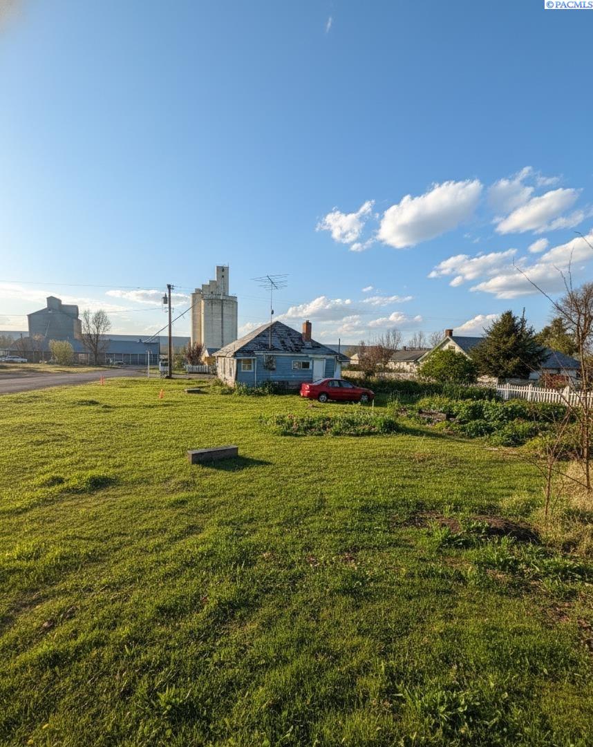 Crystal Ave, La Crosse, Washington 99143, 2 Bedrooms Bedrooms, 0 ,1 BathroomBathrooms,Houses,For Sale,Crystal Ave,0,289269