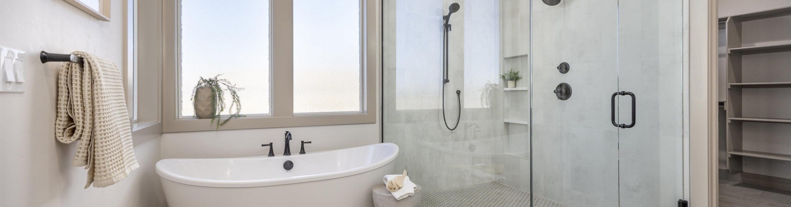 Grange St, Kennewick, Washington 99338, 4 Bedrooms Bedrooms, 0 ,3 BathroomsBathrooms,Houses,For Sale,Grange St,0,289273