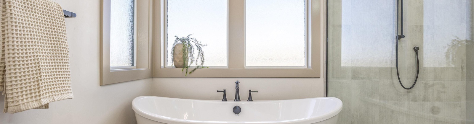 Grange St, Kennewick, Washington 99338, 4 Bedrooms Bedrooms, 0 ,3 BathroomsBathrooms,Houses,For Sale,Grange St,0,289273