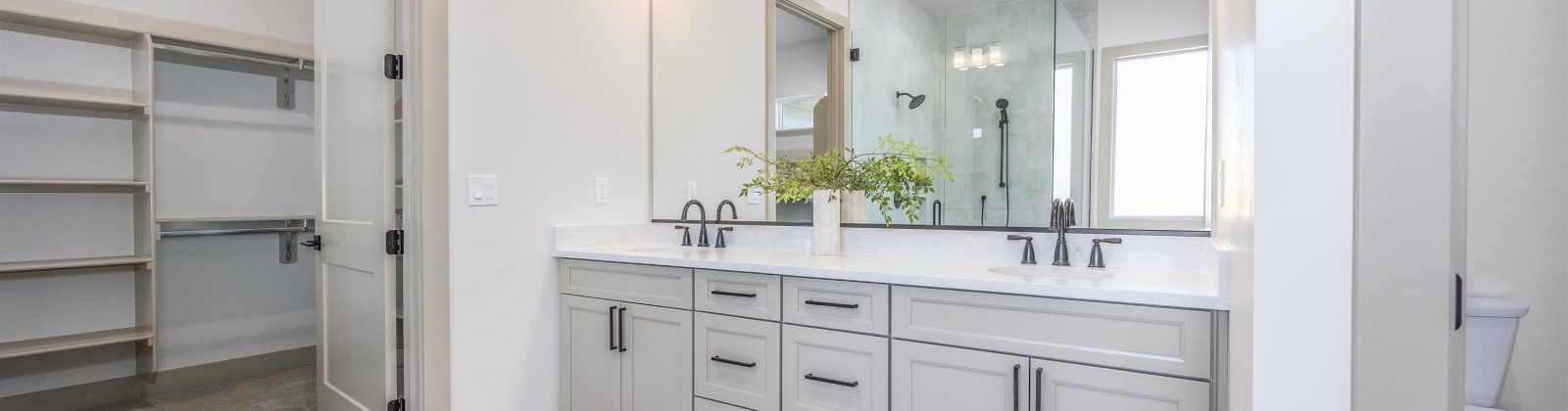 Grange St, Kennewick, Washington 99338, 4 Bedrooms Bedrooms, 0 ,3 BathroomsBathrooms,Houses,For Sale,Grange St,0,289273