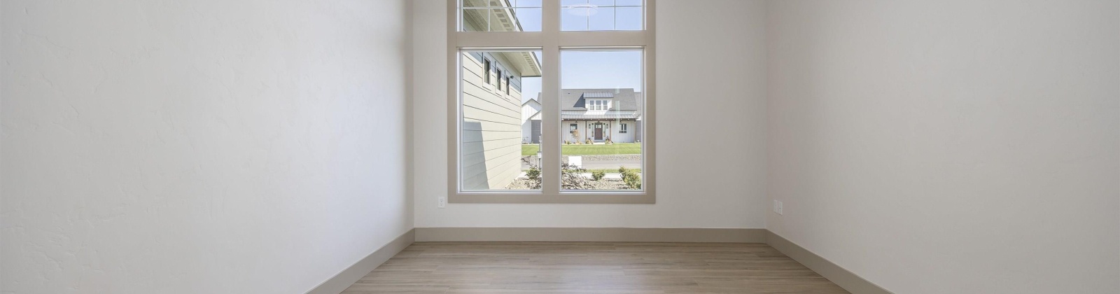 Grange St, Kennewick, Washington 99338, 4 Bedrooms Bedrooms, 0 ,3 BathroomsBathrooms,Houses,For Sale,Grange St,0,289273