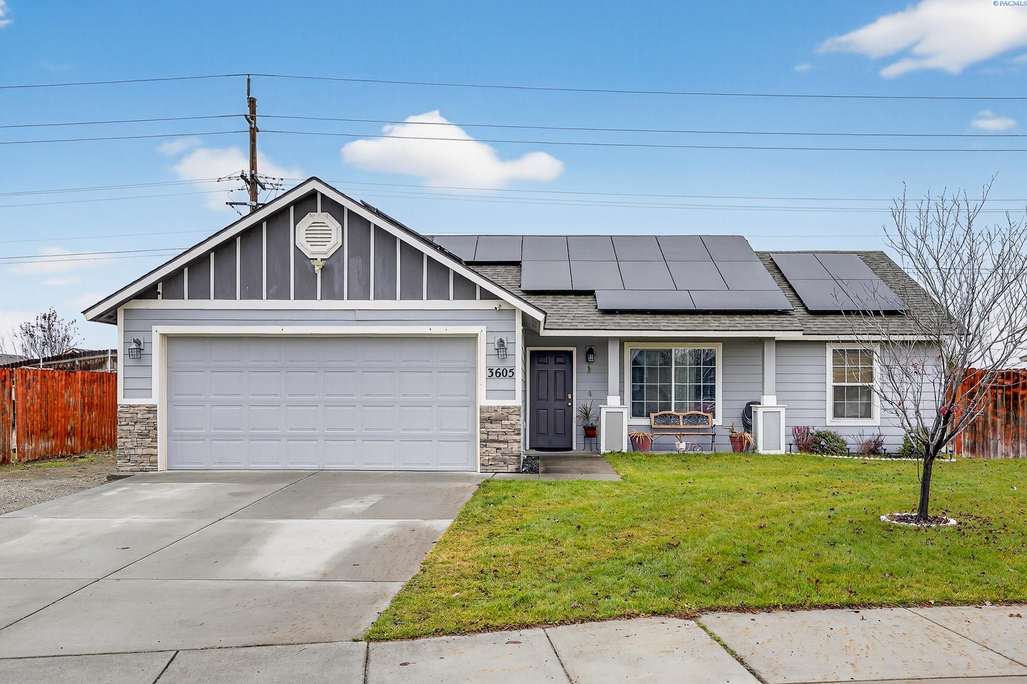 Estrella Dr, Pasco, Washington 99301, 3 Bedrooms Bedrooms, 0 ,2 BathroomsBathrooms,Houses,For Sale,Estrella Dr,0,289284