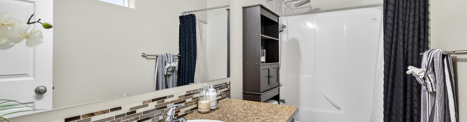 Estrella Dr, Pasco, Washington 99301, 3 Bedrooms Bedrooms, 0 ,2 BathroomsBathrooms,Houses,For Sale,Estrella Dr,0,289284