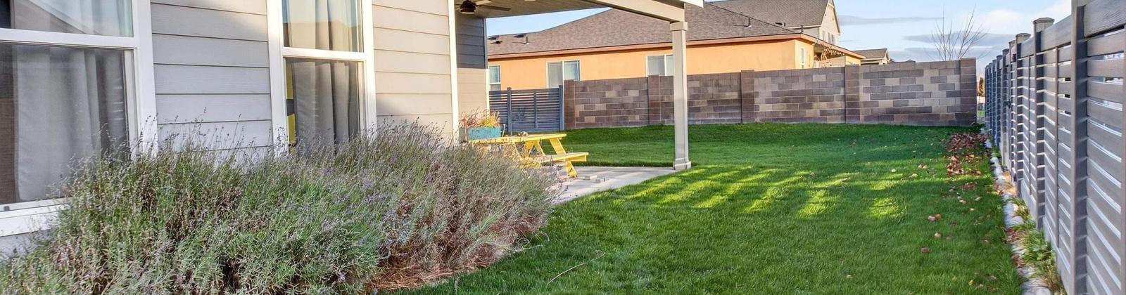 Highview St, Richland, Washington 99352, 3 Bedrooms Bedrooms, 0 ,2 BathroomsBathrooms,Houses,For Sale,Highview St,0,289290