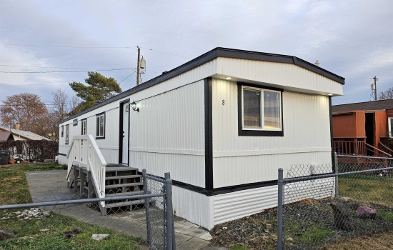 Cedar Street #8, Kennewick, Washington 99337, 2 Bedrooms Bedrooms, 0 ,2 BathroomsBathrooms,Manufactured Homes,For Sale,Cedar Street #8,0,289293