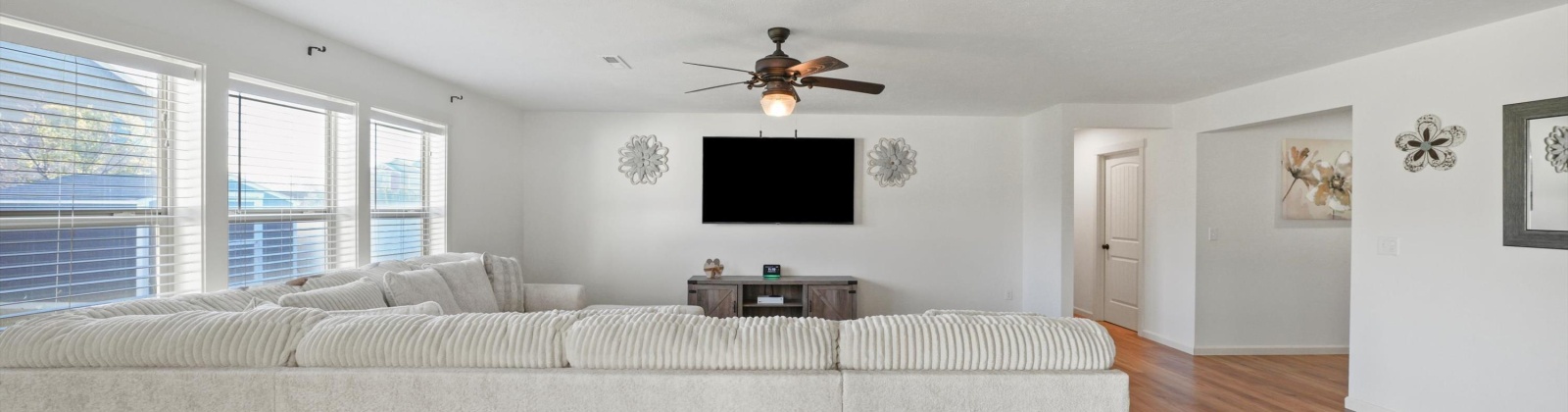 13th St, Sunnyside, Washington 98944, 4 Bedrooms Bedrooms, 0 ,2 BathroomsBathrooms,Houses,For Sale,13th St,0,289305