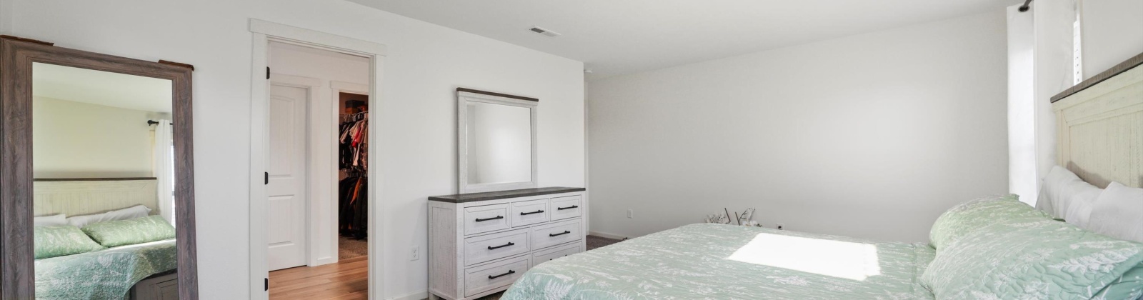 13th St, Sunnyside, Washington 98944, 4 Bedrooms Bedrooms, 0 ,2 BathroomsBathrooms,Houses,For Sale,13th St,0,289305