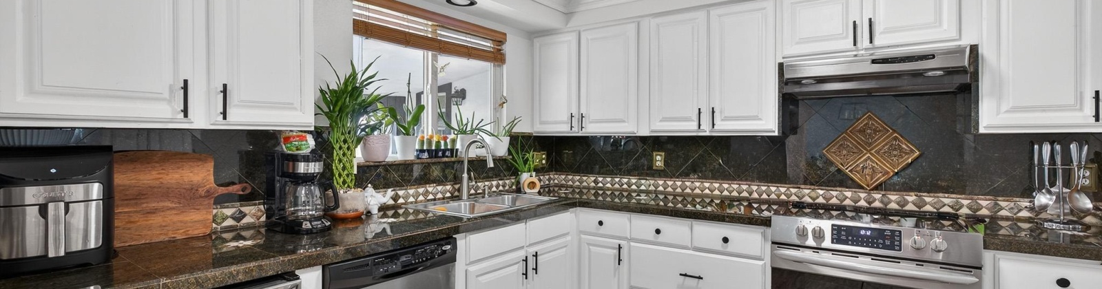 Jan st, Pasco, Washington 99302, 4 Bedrooms Bedrooms, 0 ,2 BathroomsBathrooms,Houses,For Sale,Jan st,0,289304