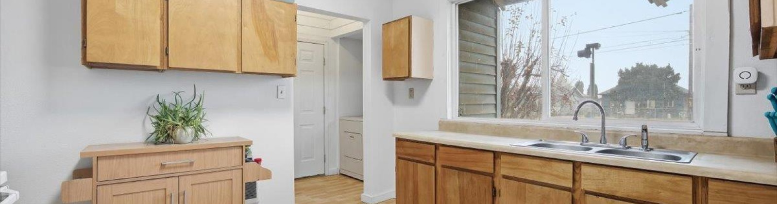 8th St., Sunnyside, Washington 98944, 2 Bedrooms Bedrooms, 0 ,2 BathroomsBathrooms,Houses,For Sale,8th St.,0,289315