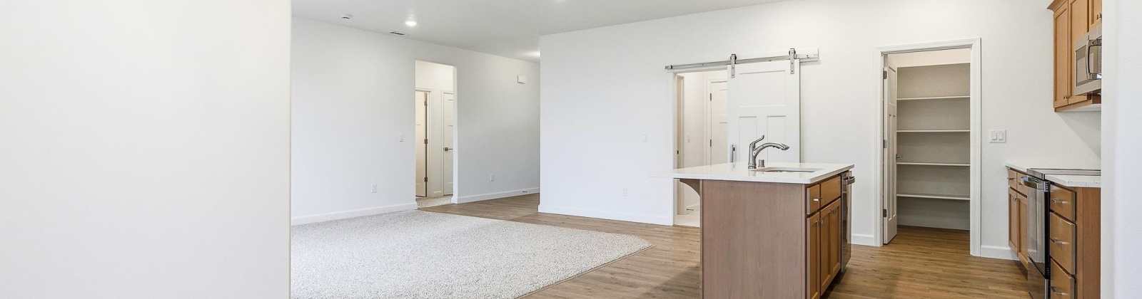 Silver Mound Dr., Pasco, Washington 99301, 3 Bedrooms Bedrooms, 0 ,2 BathroomsBathrooms,Houses,For Sale,Silver Mound Dr.,0,289317