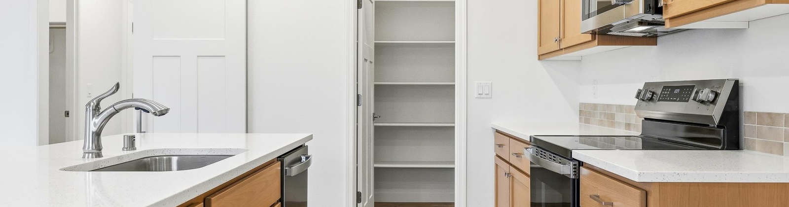 Silver Mound Dr., Pasco, Washington 99301, 3 Bedrooms Bedrooms, 0 ,2 BathroomsBathrooms,Houses,For Sale,Silver Mound Dr.,0,289317