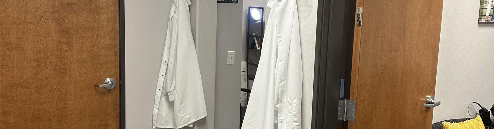 27th Place - Ste 201, Kennewick, Washington 99338, 0 , 0 ,51 BathroomsBathrooms,Commercial,For Sale,27th Place - Ste 201,0,286425