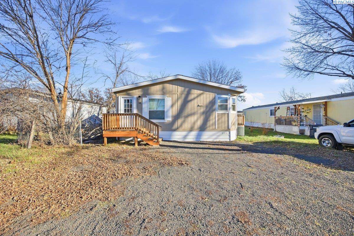 14 st, Benton City, Washington 99320, 3 Bedrooms Bedrooms, 0 ,2 BathroomsBathrooms,Manufactured Homes,For Sale,14 st,0,289327