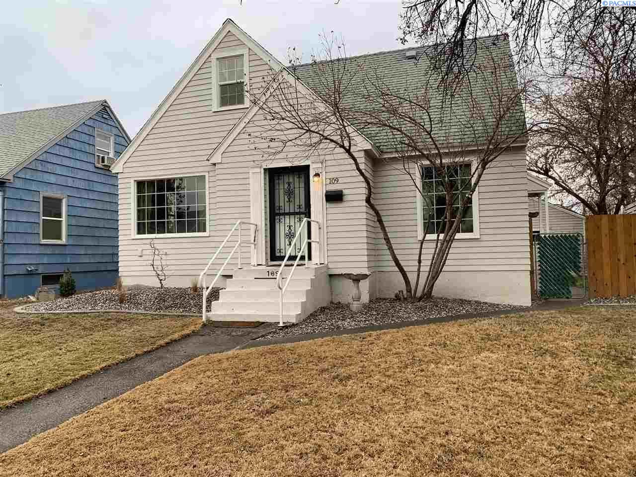 NEWPORT, Kennewick, Washington 99336, 4 Bedrooms Bedrooms, 0 ,3 BathroomsBathrooms,Houses,For Sale,NEWPORT,0,289326