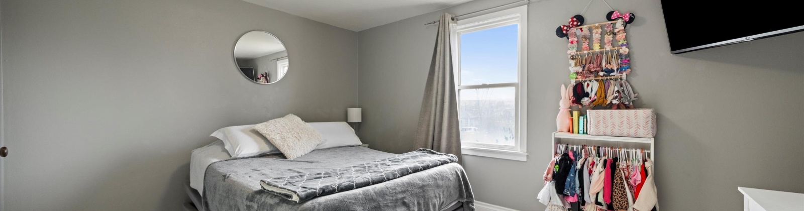 Crescent Dr, Grandview, Washington 98930, 2 Bedrooms Bedrooms, 0 ,1 BathroomBathrooms,Houses,For Sale,Crescent Dr,0,289325