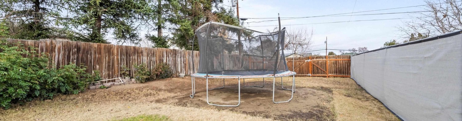 Crescent Dr, Grandview, Washington 98930, 2 Bedrooms Bedrooms, 0 ,1 BathroomBathrooms,Houses,For Sale,Crescent Dr,0,289325