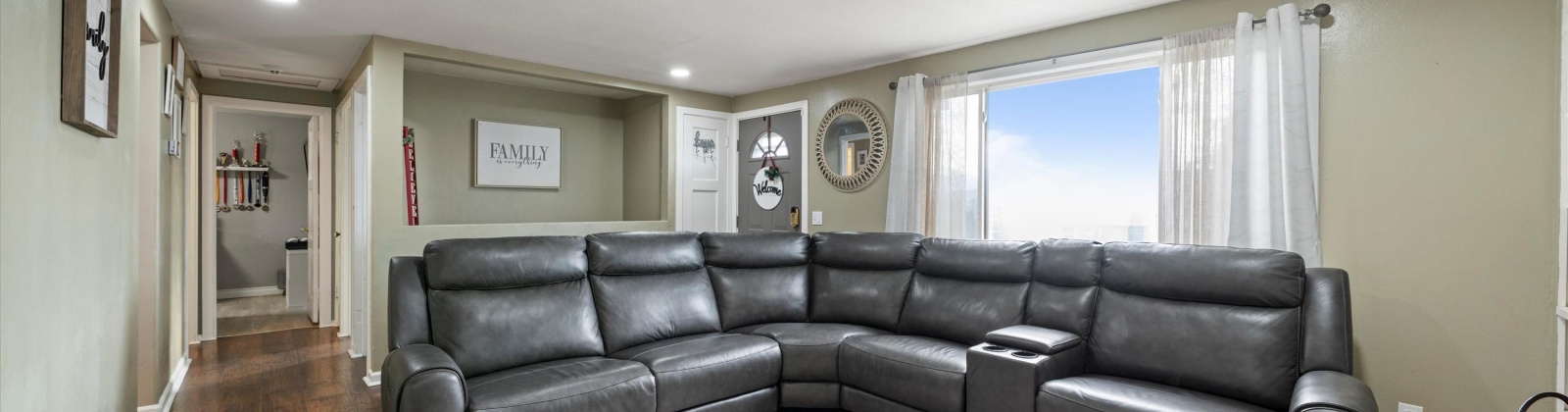 Crescent Dr, Grandview, Washington 98930, 2 Bedrooms Bedrooms, 0 ,1 BathroomBathrooms,Houses,For Sale,Crescent Dr,0,289325