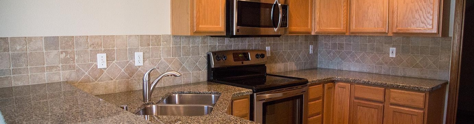 Columbia Point Drive, Richland, Washington 99352, 3 Bedrooms Bedrooms, 0 ,3 BathroomsBathrooms,Condos/townhomes,For Rent,Columbia Point Drive,0,289324