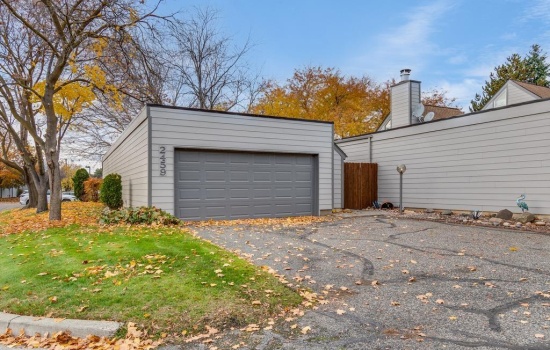 Condos/townhomes For Sale