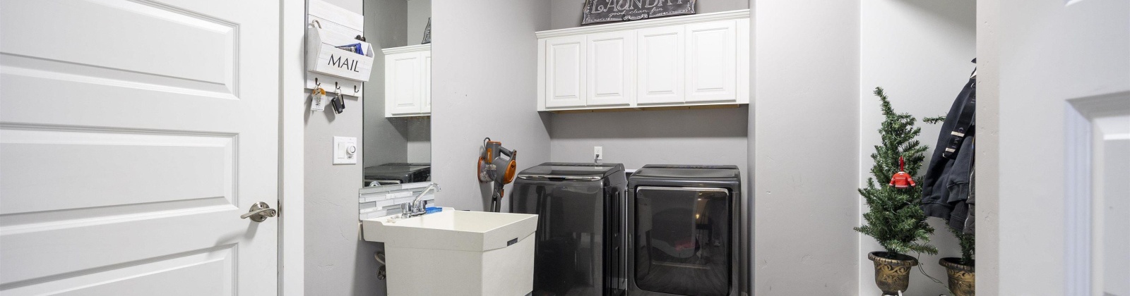 Richardson Road, Pasco, Washington 99301, 6 Bedrooms Bedrooms, 0 ,3 BathroomsBathrooms,Houses,For Sale,Richardson Road,0,289322