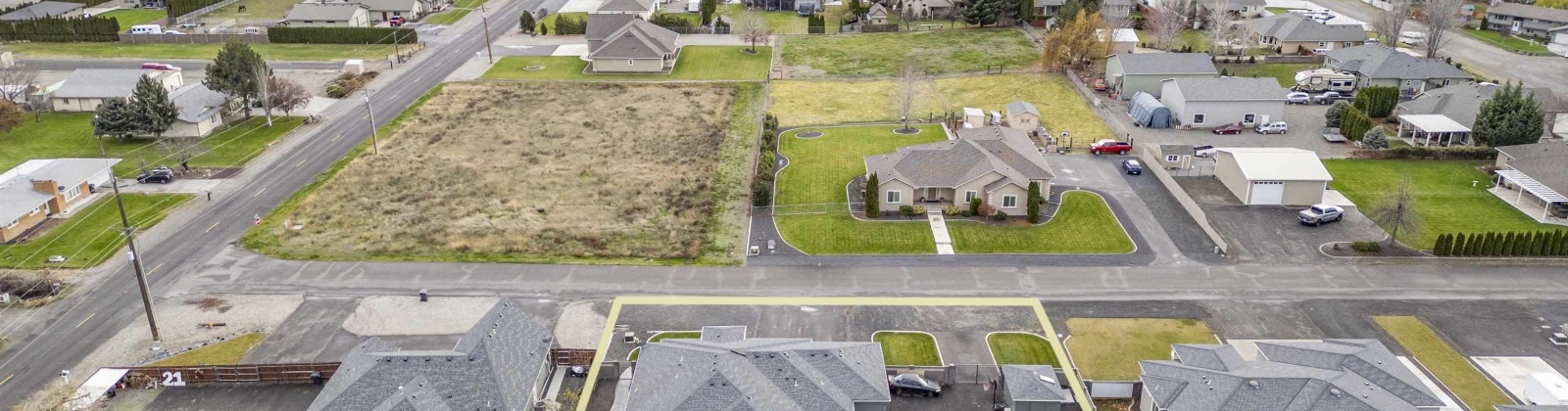 Richardson Road, Pasco, Washington 99301, 6 Bedrooms Bedrooms, 0 ,3 BathroomsBathrooms,Houses,For Sale,Richardson Road,0,289322