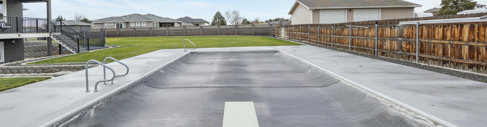 Richardson Road, Pasco, Washington 99301, 6 Bedrooms Bedrooms, 0 ,3 BathroomsBathrooms,Houses,For Sale,Richardson Road,0,289322