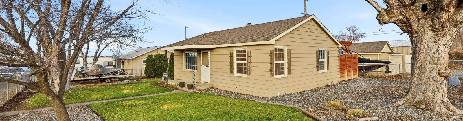 Neel Loop, Kennewick, Washington 99336, 2 Bedrooms Bedrooms, 0 ,1 BathroomBathrooms,Houses,For Sale,Neel Loop,0,289321