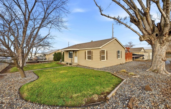 Neel Loop, Kennewick, Washington 99336, 2 Bedrooms Bedrooms, 0 ,1 BathroomBathrooms,Houses,For Sale,Neel Loop,0,289321