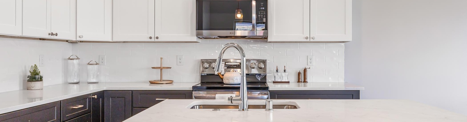 Grapevine Ct, West Richland, Washington 99353, 4 Bedrooms Bedrooms, 0 ,3 BathroomsBathrooms,Condos/townhomes,For Sale,Grapevine Ct,0,289329