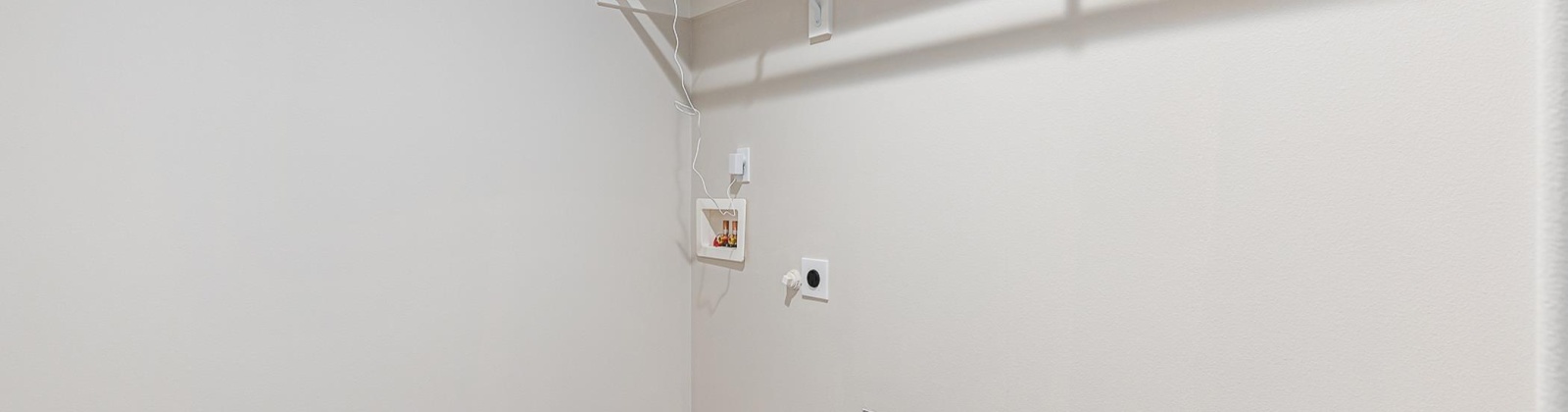 Grapevine Ct, West Richland, Washington 99353, 4 Bedrooms Bedrooms, 0 ,3 BathroomsBathrooms,Condos/townhomes,For Sale,Grapevine Ct,0,289329