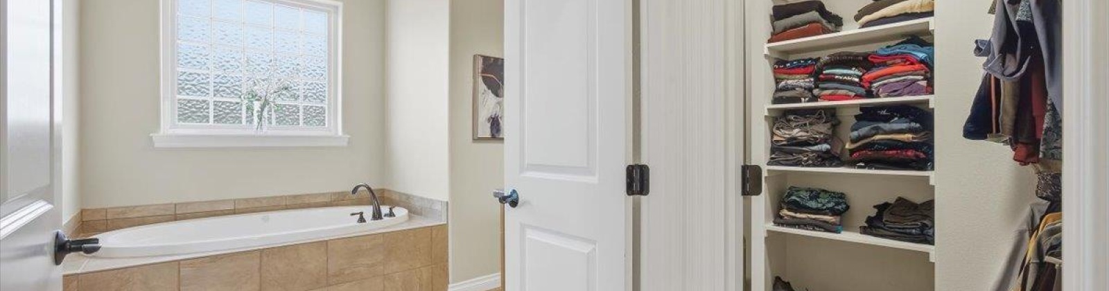 38th Ave, West Richland, Washington 99353-9012, 4 Bedrooms Bedrooms, 0 ,3 BathroomsBathrooms,Houses,For Sale,38th Ave,0,289341