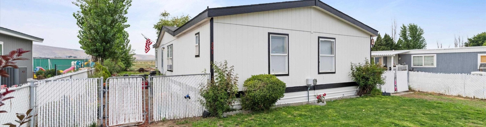 69th Ave, West Richland, Washington 99353, 3 Bedrooms Bedrooms, 0 ,2 BathroomsBathrooms,Manufactured Homes,For Sale,69th Ave,0,289338