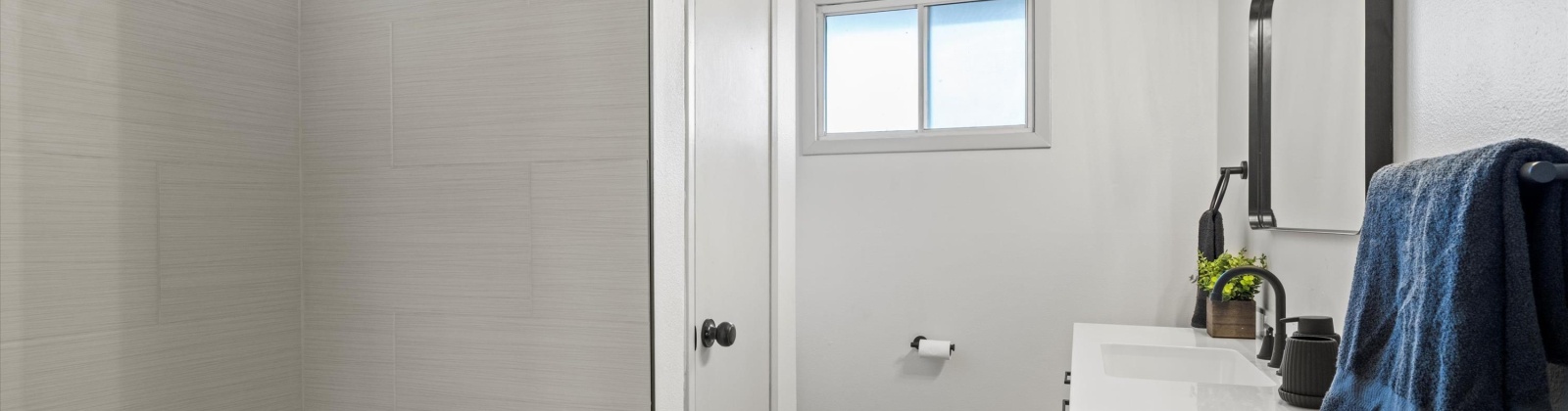 4th Pl, Kennewick, Washington 99336, 3 Bedrooms Bedrooms, 0 ,2 BathroomsBathrooms,Houses,For Sale,4th Pl,0,289354