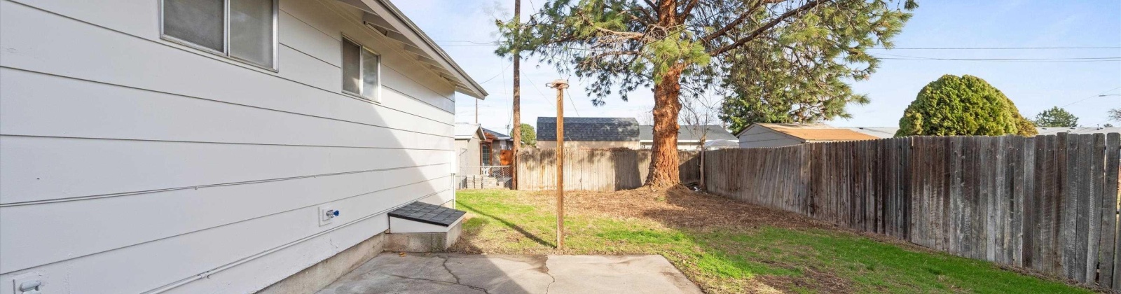 4th Pl, Kennewick, Washington 99336, 3 Bedrooms Bedrooms, 0 ,2 BathroomsBathrooms,Houses,For Sale,4th Pl,0,289354