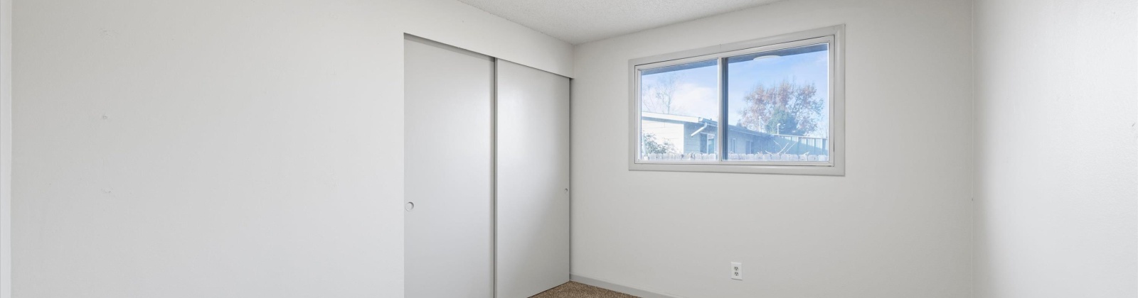 4th Pl, Kennewick, Washington 99336, 3 Bedrooms Bedrooms, 0 ,2 BathroomsBathrooms,Houses,For Sale,4th Pl,0,289354