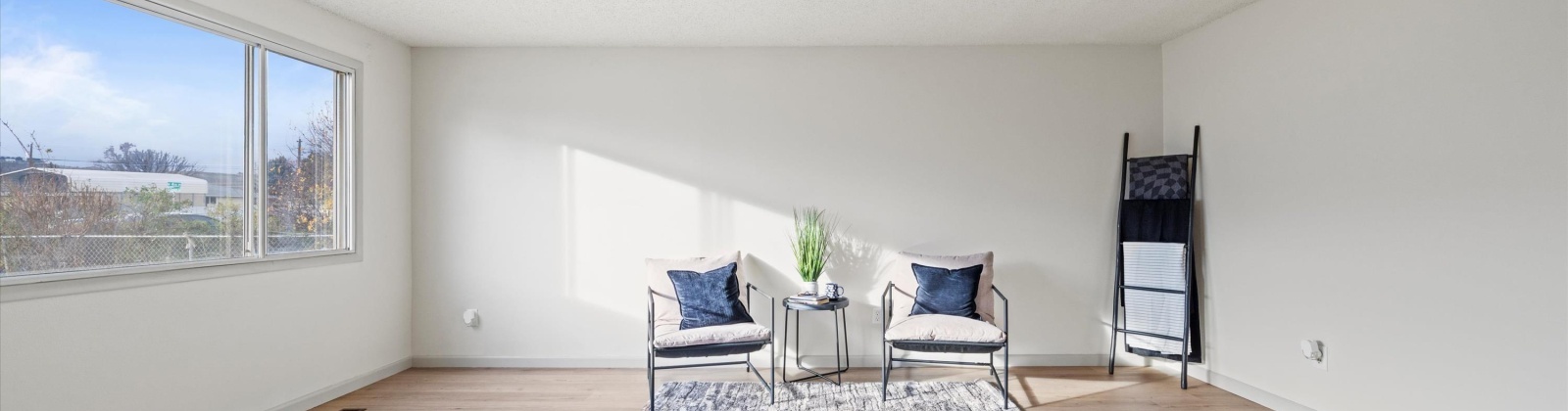 4th Pl, Kennewick, Washington 99336, 3 Bedrooms Bedrooms, 0 ,2 BathroomsBathrooms,Houses,For Sale,4th Pl,0,289354